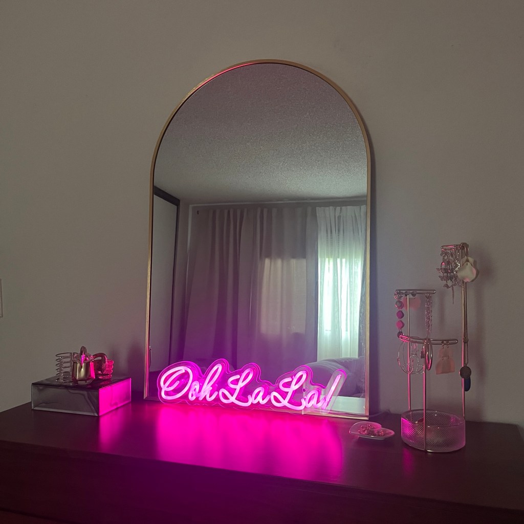 Make your own&nbsp;happy.